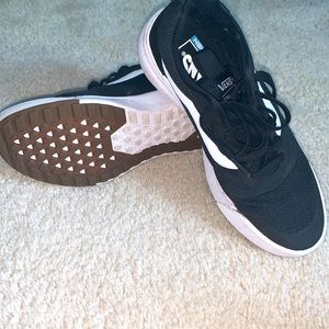 VANs Black/White Skater Style Neutral Sneaker